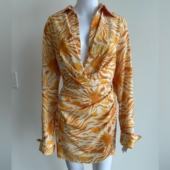 LILLY’S KLOSET Pattern Wrap Dress - Picture 1 of 10